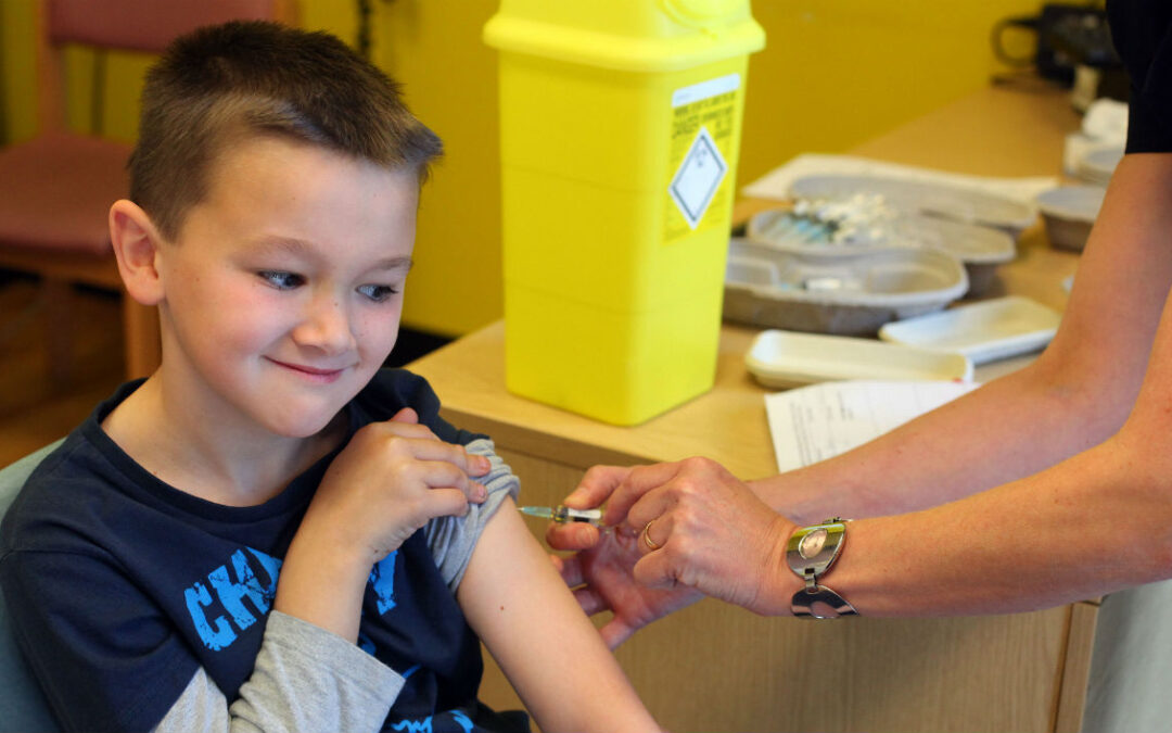 Il bimbo dei genitori che litigano va curato come vuole l'ospedale e vaccinato se lo dice il pediatra Ssn