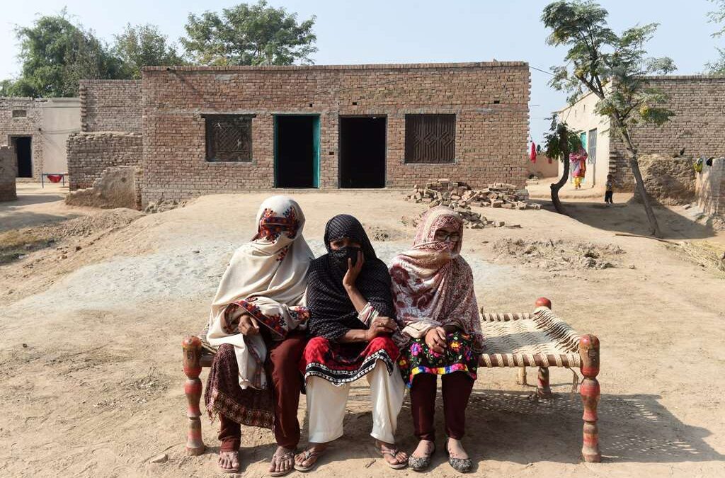 Cosa rende invisibili i diritti delle donne pachistane