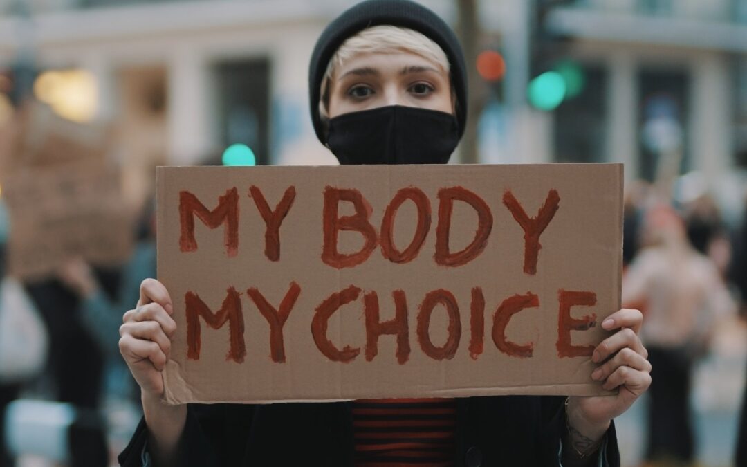 Politica del corpo femminile – bodily autonomy: politica e controllo sul corpo femminile