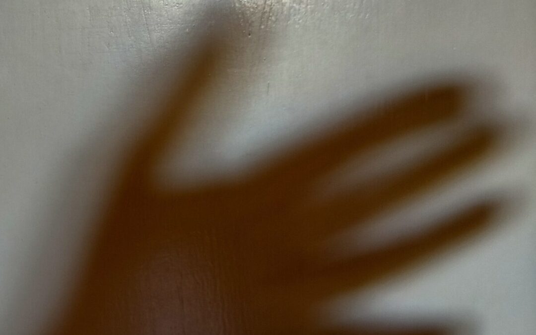 Ottobre 2025: Presentato il disegno di legge che introduce il delitto di femminicidio