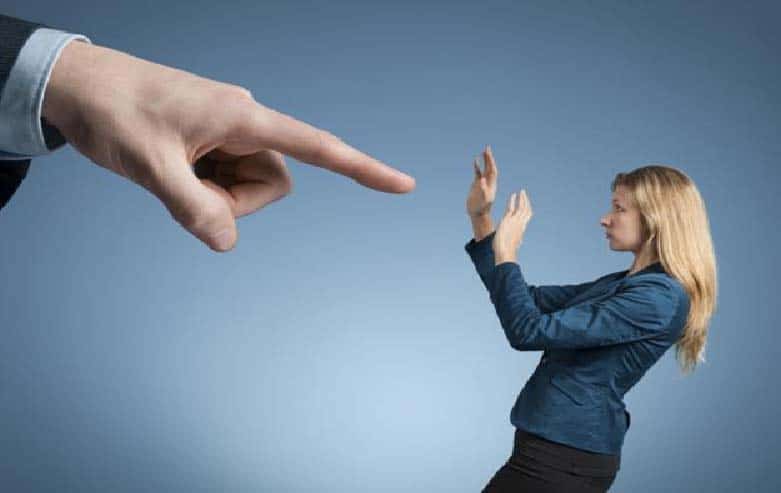 La misoginia torna “rispettabile”, la violenza non si ferma: adesso servono i fatti